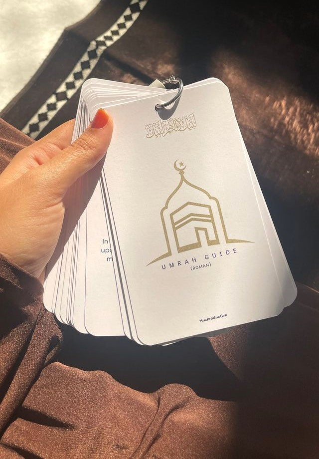 Roman Urdu Umrah Dua Cards with a Lanyard